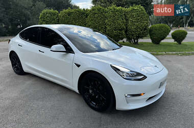 Седан Tesla Model 3 2019 в Дніпрі