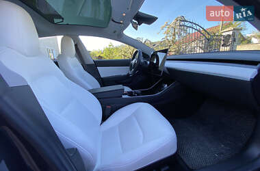 Седан Tesla Model 3 2018 в 