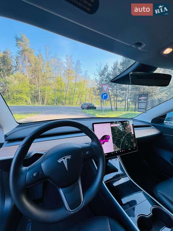 Седан Tesla Model 3 2019 в Луцке фото 12 Седан Tesla Model 3 2019 в Луцке