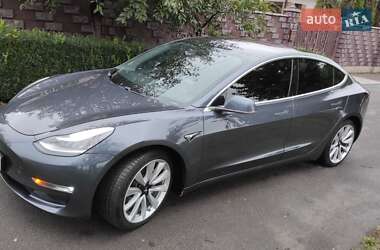 Седан Tesla Model 3 2018 в 