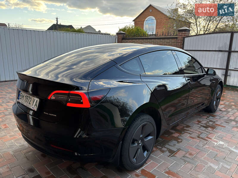 Седан Tesla Model 3 2022 в Сумах