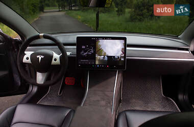 Седан Tesla Model 3 2018 в 