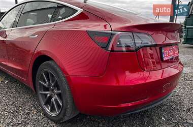 Седан Tesla Model 3 2018 в 