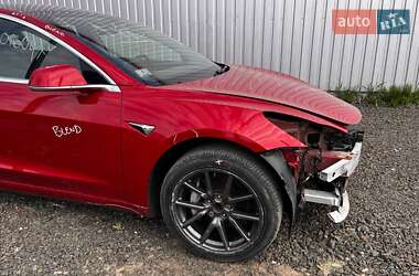 Седан Tesla Model 3 2018 в 
