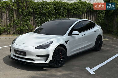 Седан Tesla Model 3 2021 в Днепре
