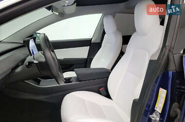Седан Tesla Model 3 2018 в 