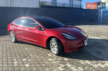 Седан Tesla Model 3 2017 в 