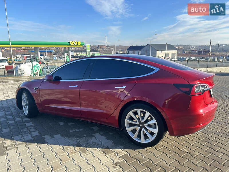 Седан Tesla Model 3 2017 в Каменец-Подольском