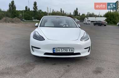 Седан Tesla Model 3 2021 в Одессе