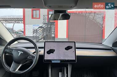 Седан Tesla Model 3 2018 в 