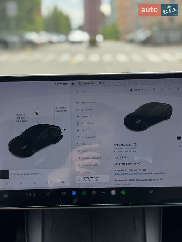 Седан Tesla Model 3 2021 в Киеве