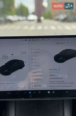 Седан Tesla Model 3 2021 в 