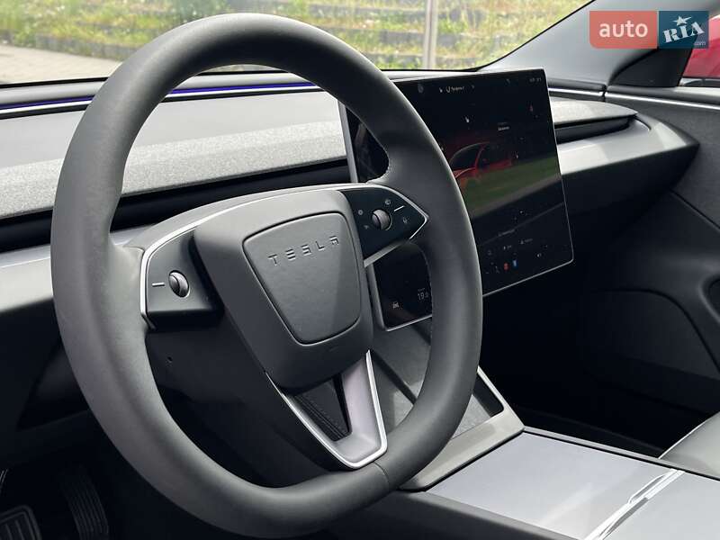 Внедорожник / Кроссовер Tesla Model 3 2024 в Киеве