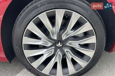 Внедорожник / Кроссовер Tesla Model 3 2024 в 