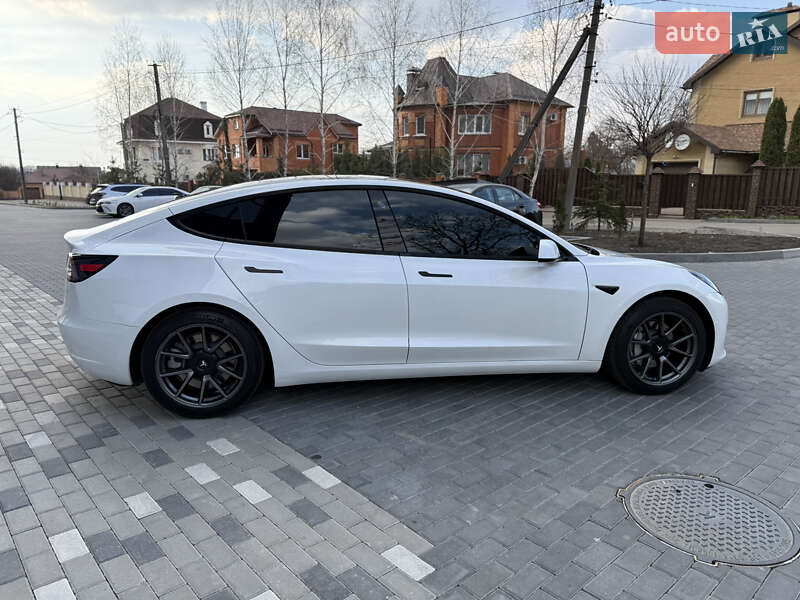 Седан Tesla Model 3 2021 в Полтаве