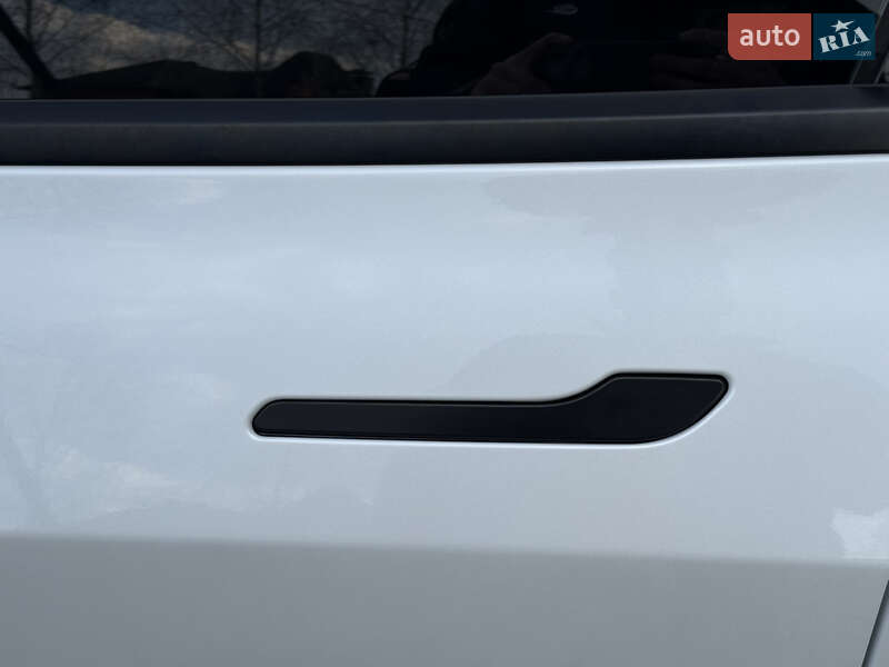 Седан Tesla Model 3 2021 в Полтаве