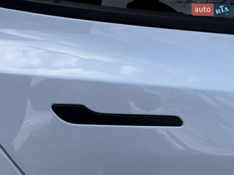 Седан Tesla Model 3 2021 в Полтаве