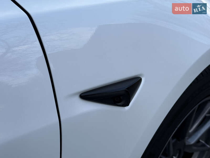 Седан Tesla Model 3 2021 в Полтаве