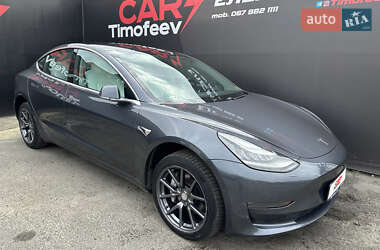 Tesla Model 3 2018
