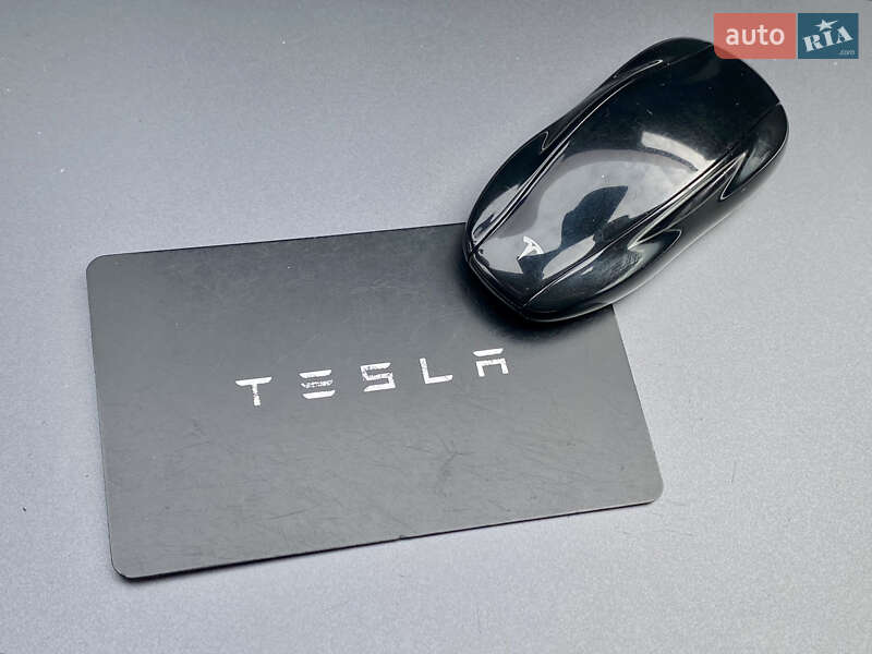 Седан Tesla Model 3 2021 в Киеве фото 16 Седан Tesla Model 3 2021 в Киеве