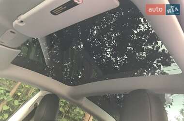 Седан Tesla Model 3 2023 в 
