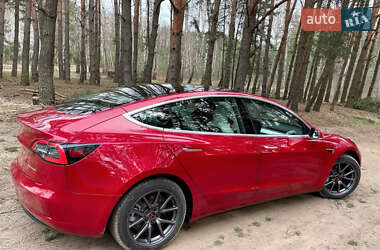 Седан Tesla Model 3 2018 в 