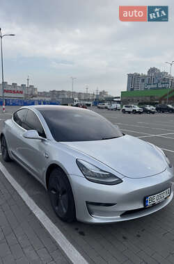 Седан Tesla Model 3 2018 в 