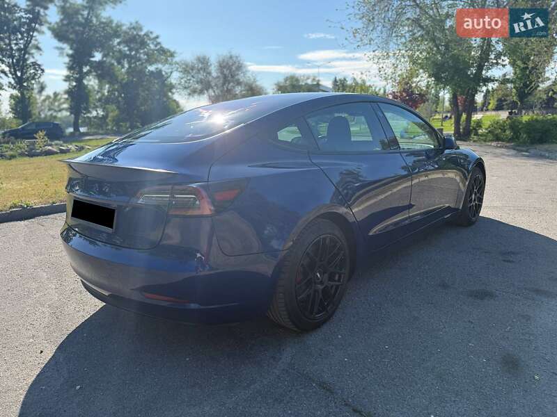 Седан Tesla Model 3 2018 в Кременчуге