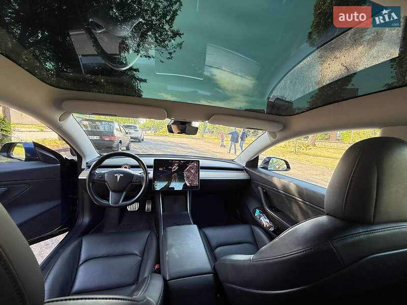 Седан Tesla Model 3 2018 в Кременчуге