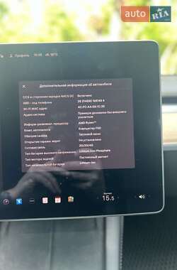 Седан Tesla Model 3 2022 в 