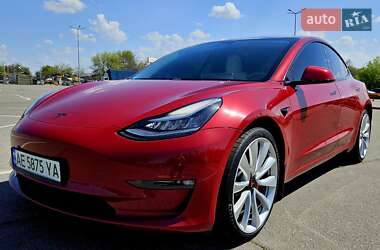 Седан Tesla Model 3 2018 в Днепре