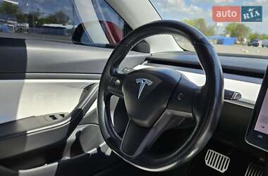 Седан Tesla Model 3 2018 в 