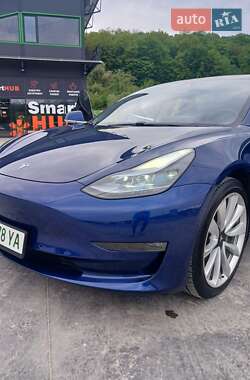Седан Tesla Model 3 2019 в 