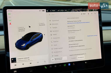 Седан Tesla Model 3 2019 в 