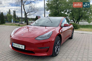 Седан Tesla Model 3 2022 в Києві