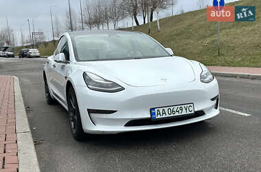 Седан Tesla Model 3 2018 в 
