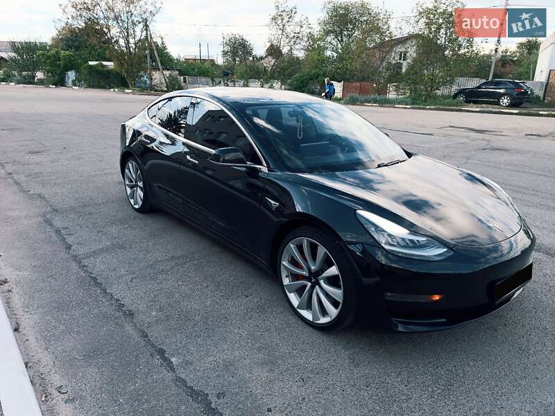 Tesla Model 3 2018