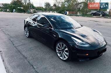 Седан Tesla Model 3 2018 в 