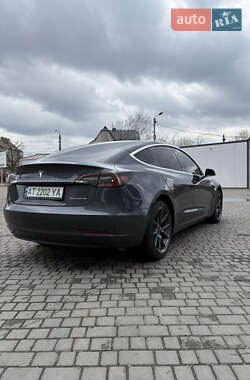 Седан Tesla Model 3 2019 в 