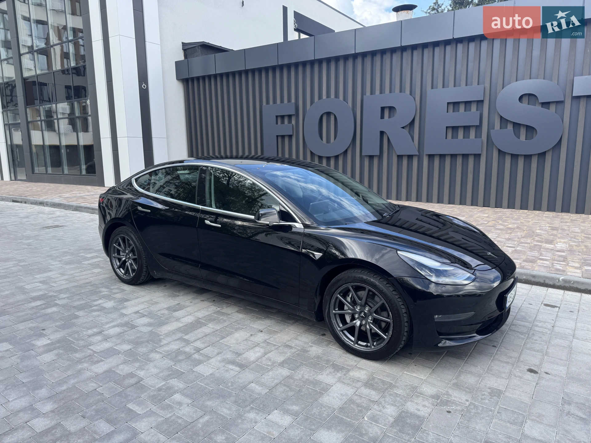 2019 Tesla Model 3 - мініатюра 4