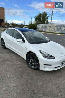 Седан Tesla Model 3 2019 в Києві