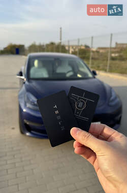 Седан Tesla Model 3 2018 в 