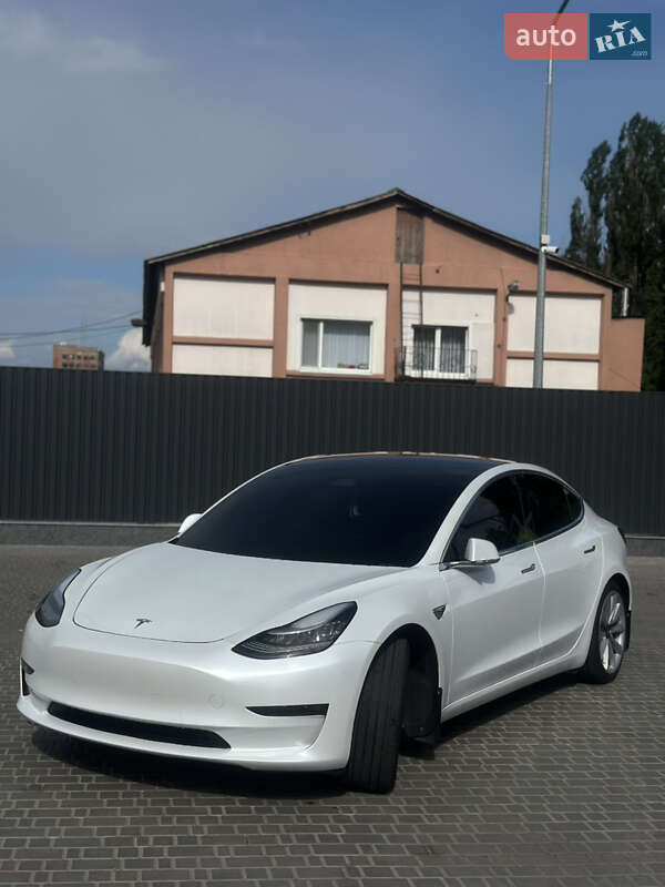Седан Tesla Model 3 2020 в Кропивницькому фото 2 Седан Tesla Model 3 2020 в Кропивницькому