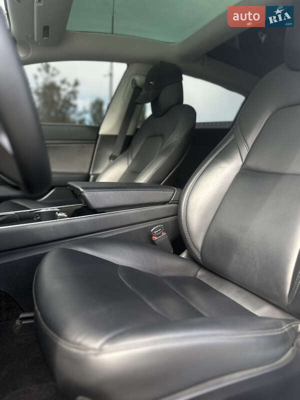 Седан Tesla Model 3 2020 в Кропивницькому фото 7 Седан Tesla Model 3 2020 в Кропивницькому