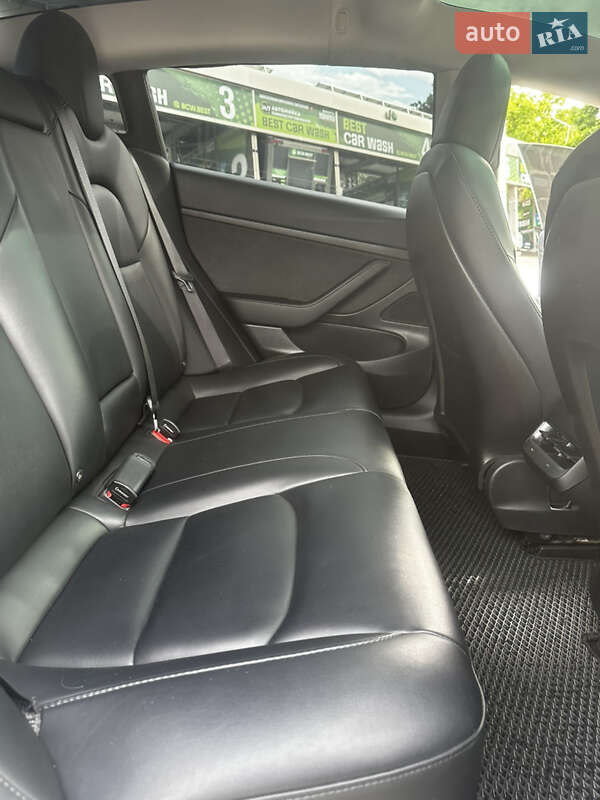 Седан Tesla Model 3 2020 в Кропивницькому фото 16 Седан Tesla Model 3 2020 в Кропивницькому