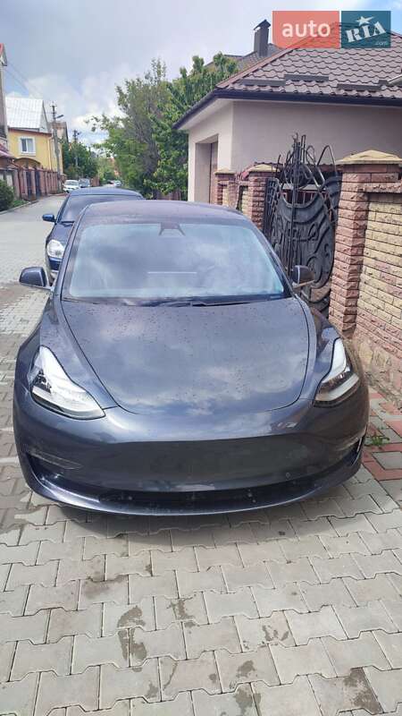 Седан Tesla Model 3 2018 в Хмельницком