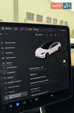 Седан Tesla Model 3 2020 в 