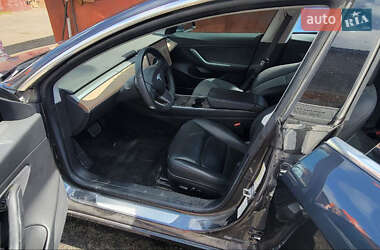 Седан Tesla Model 3 2018 в 