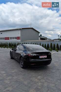Седан Tesla Model 3 2018 в 