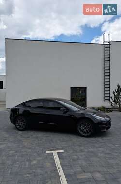 Седан Tesla Model 3 2018 в 